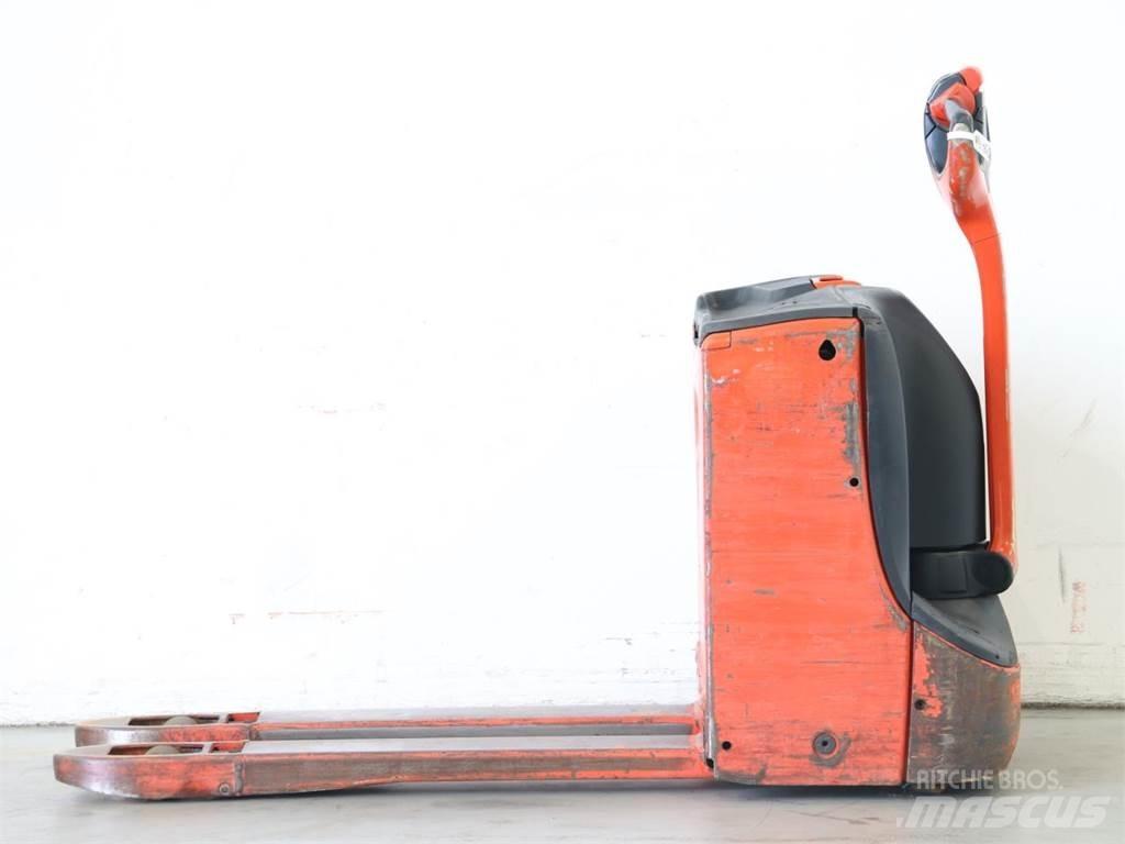 Linde T16/1152-00 Transpallet uomo a terra