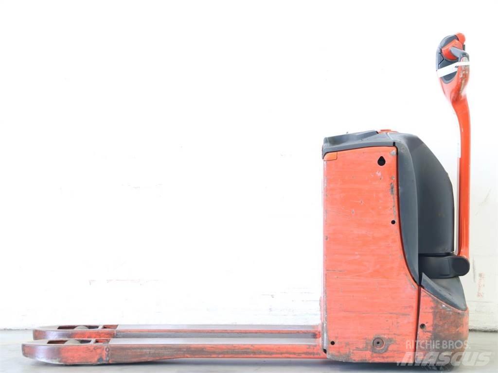 Linde T16/1152-00 Transpallet uomo a terra