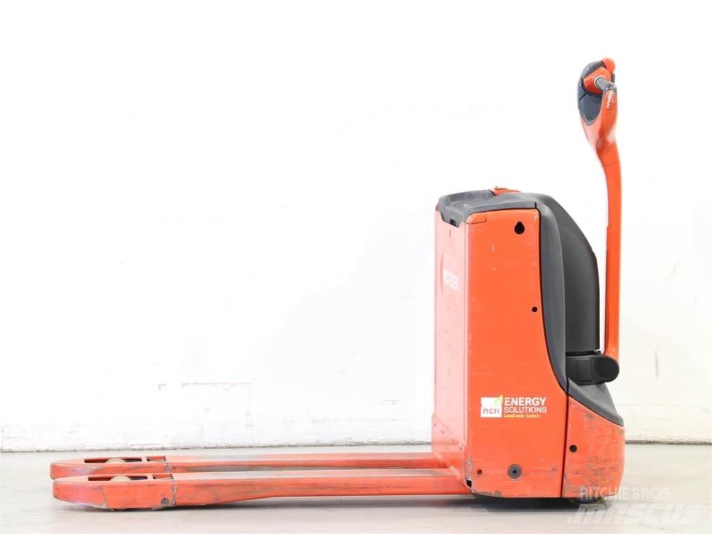 Linde T16/1152-02 Transpallet uomo a terra