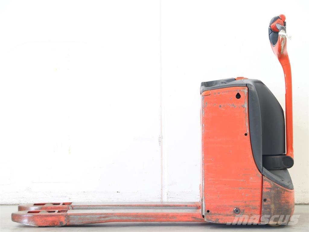 Linde T16/1152-02 Transpallet uomo a terra