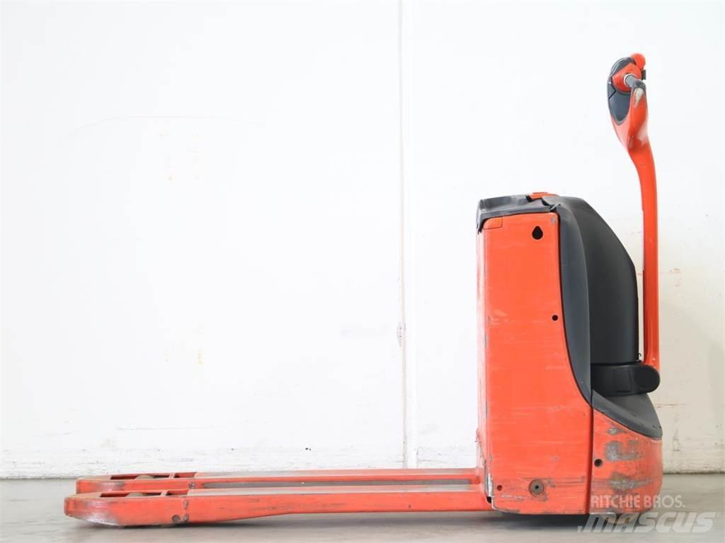 Linde T16/1152-02 Transpallet uomo a terra