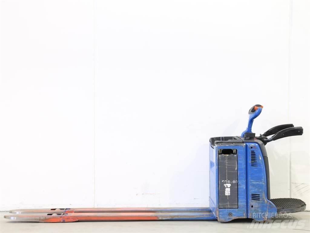 Linde T20AP/131 Transpallet uomo a terra