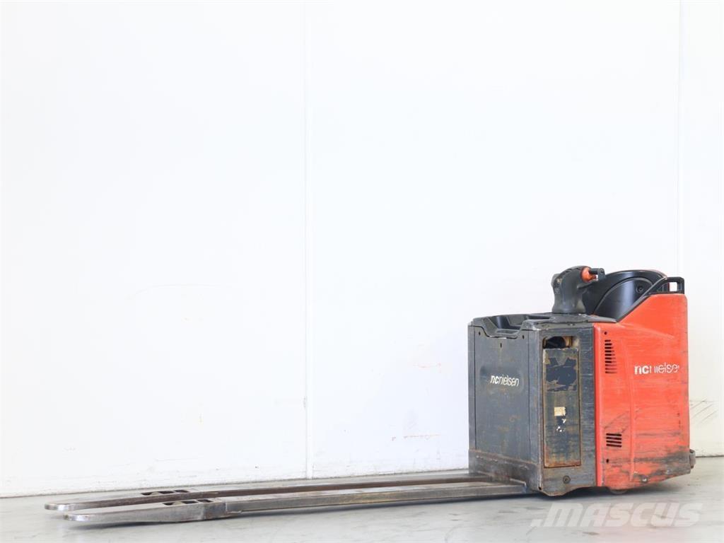 Linde T20SP/131 Transpallet uomo a terra