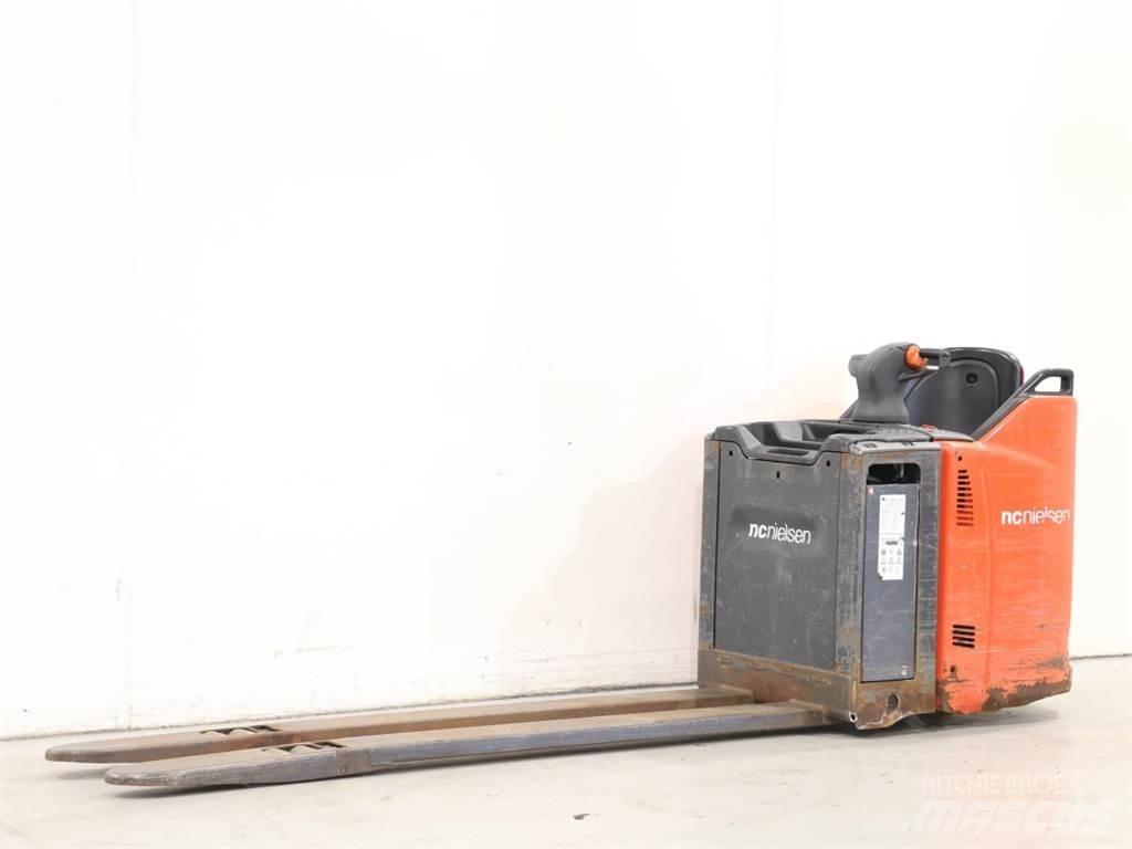 Linde T20SP/131 Transpallet uomo a terra