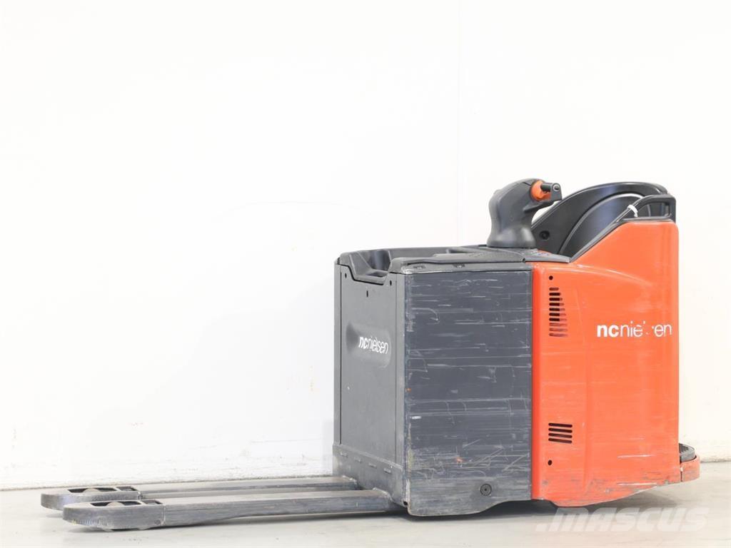 Linde T20SP/131 Transpallet uomo a terra