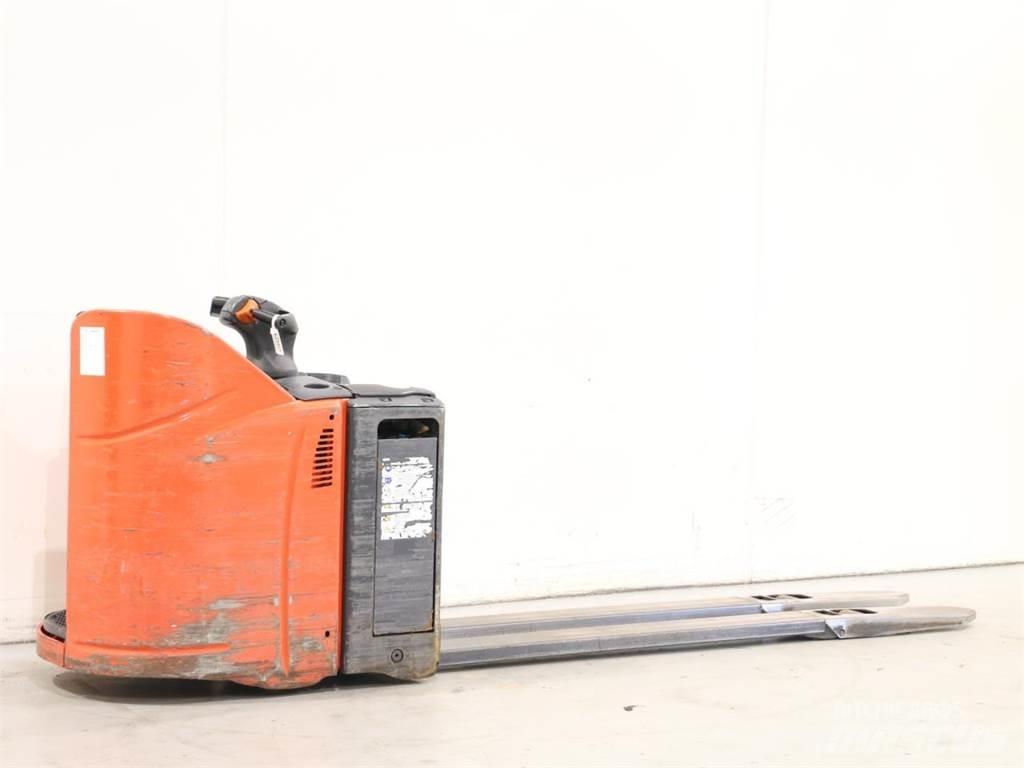 Linde T20SP/131 Transpallet uomo a terra