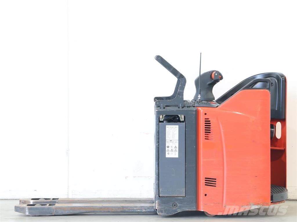 Linde T20SP/131-02 Transpallet uomo a terra