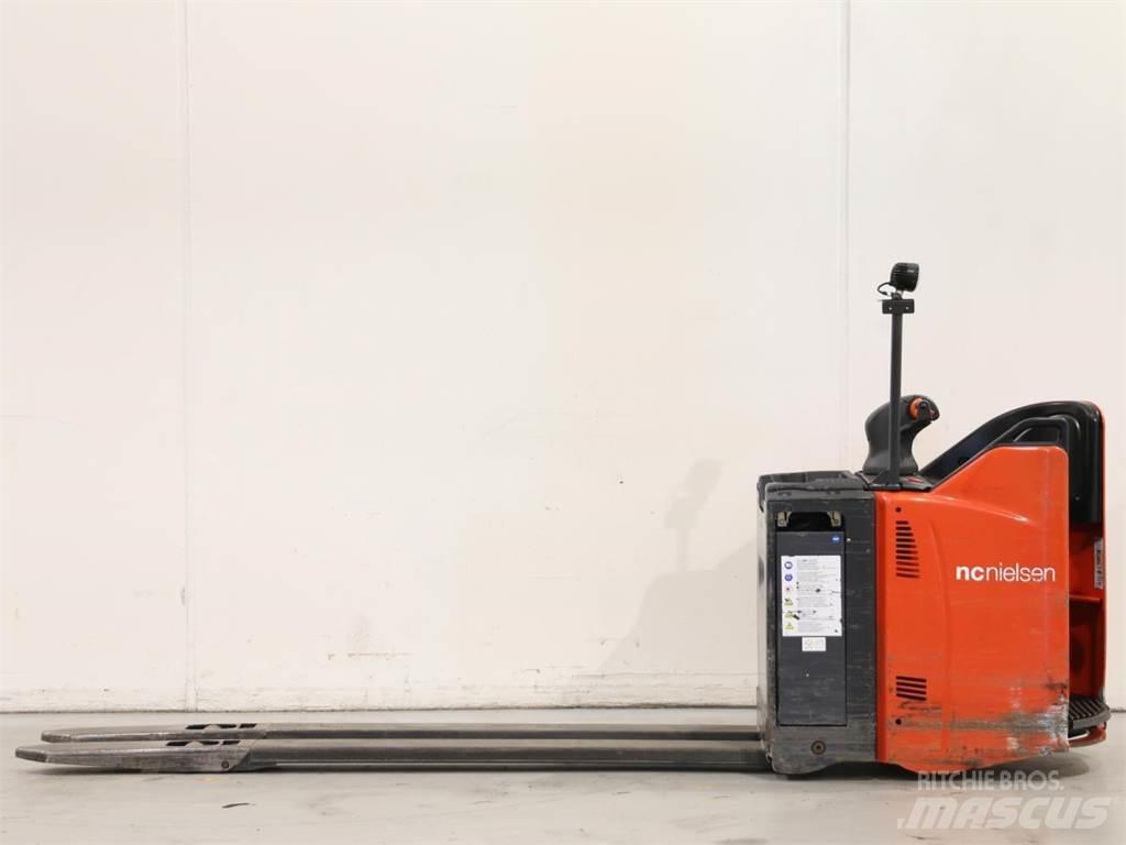 Linde T20SP/131-07 Transpallet uomo a terra