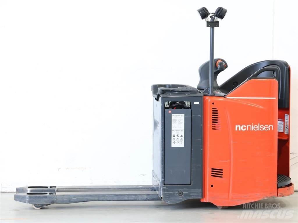 Linde T20SP/131-08 Transpallet uomo a terra