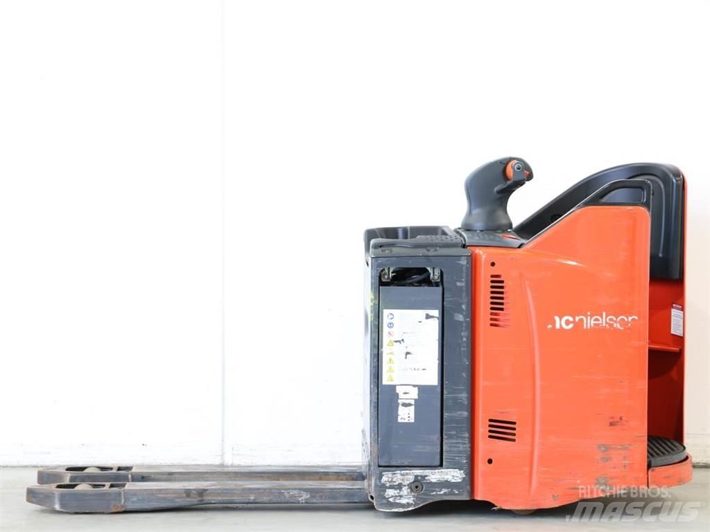 Linde T20SP/131-08 Transpallet uomo a terra