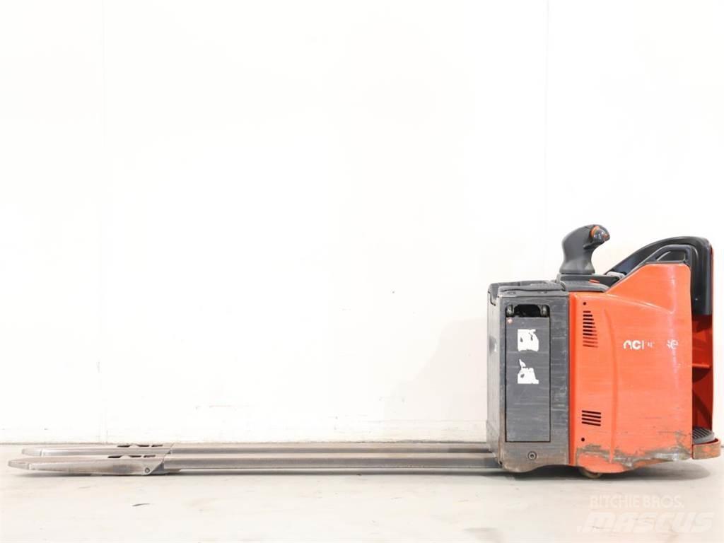 Linde T25SP/131-08 Transpallet uomo a terra