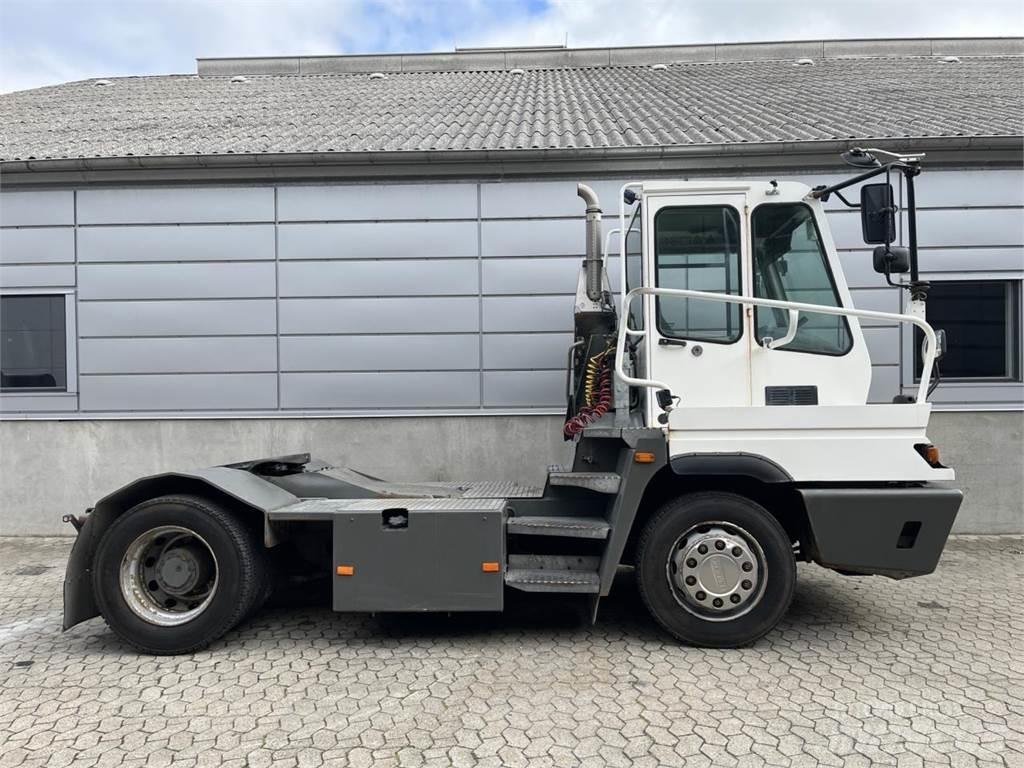 Terberg YT222 4x2 Movimentazione Materiali - Altro