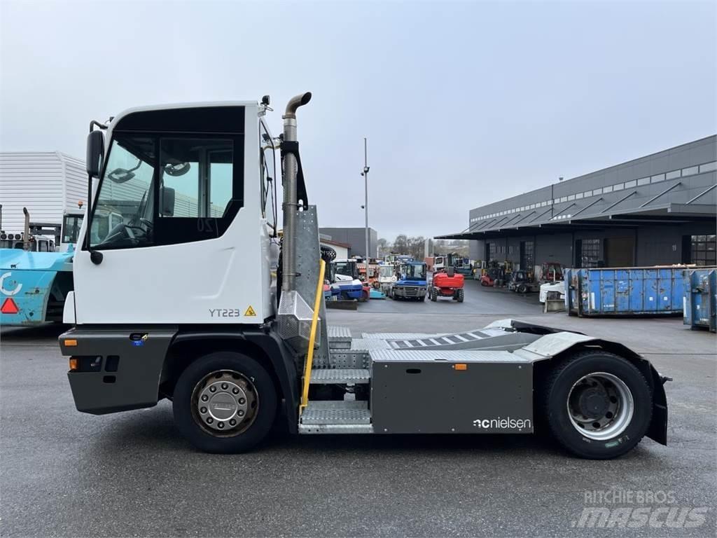 Terberg YT223 4x2 Movimentazione Materiali - Altro