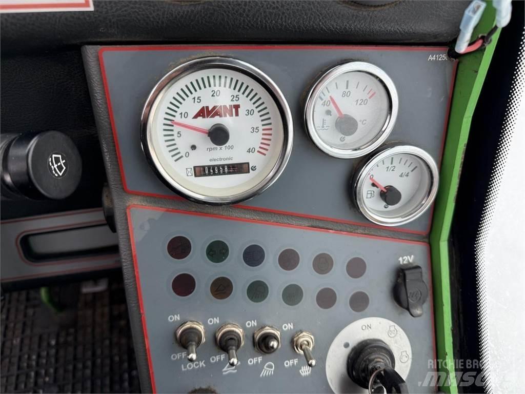 Avant 640 DLX Mini pale