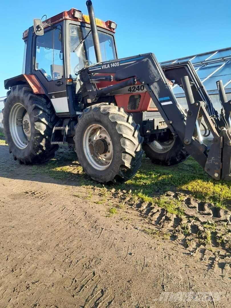 Case IH 4240 Trattori
