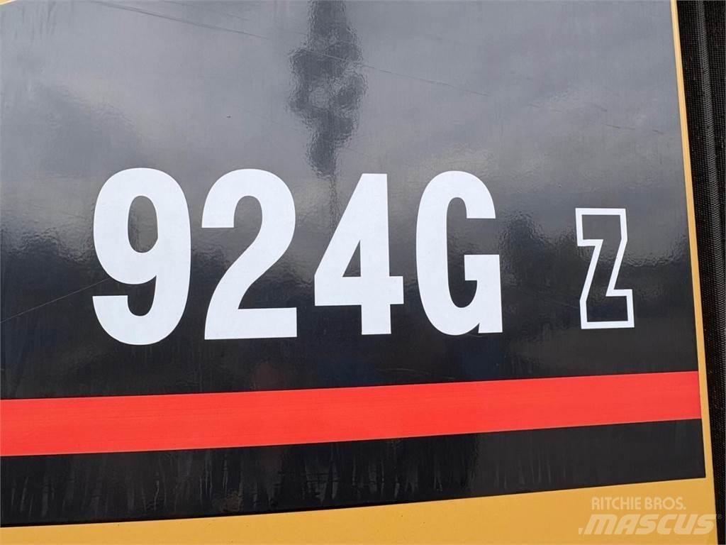 CAT 924 G z Pale gommate