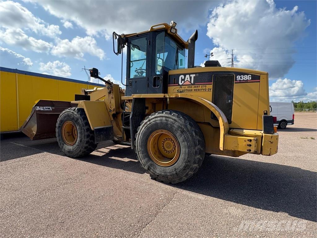 CAT 938 G II Pale gommate
