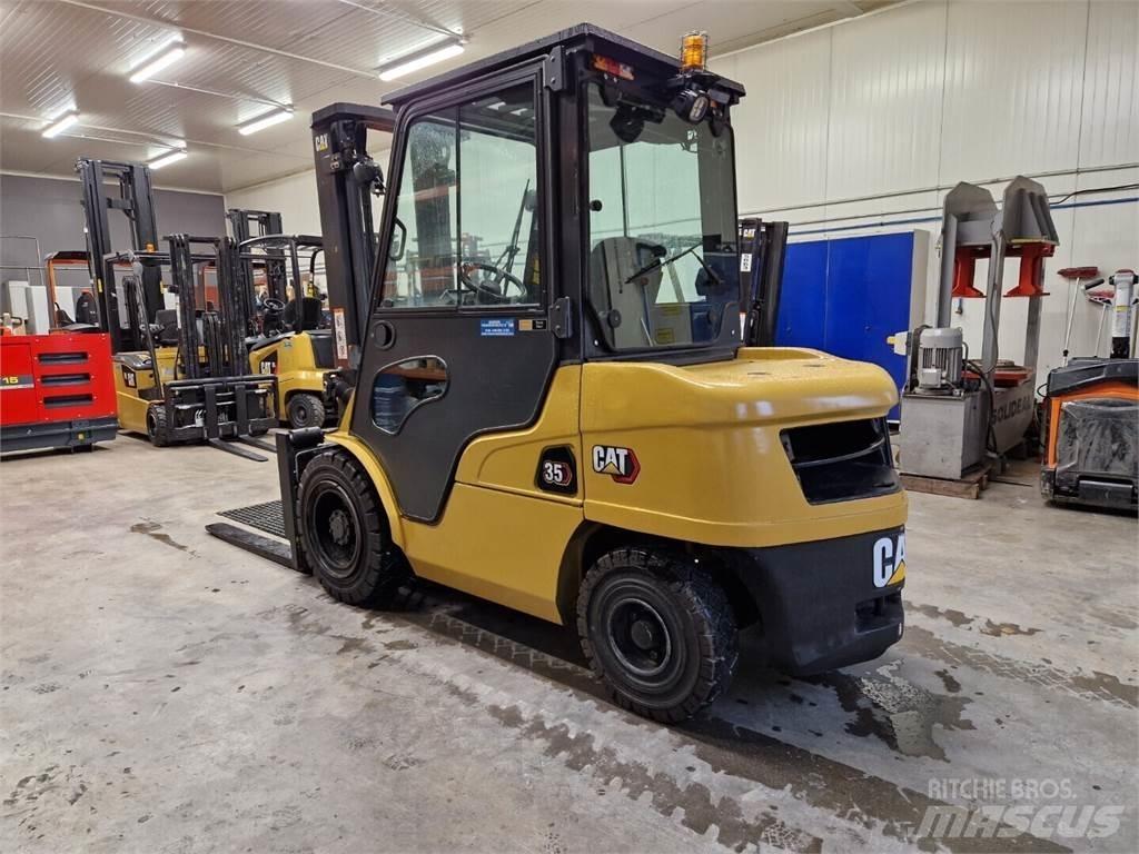CAT DP35NT Carrelli elevatori diesel