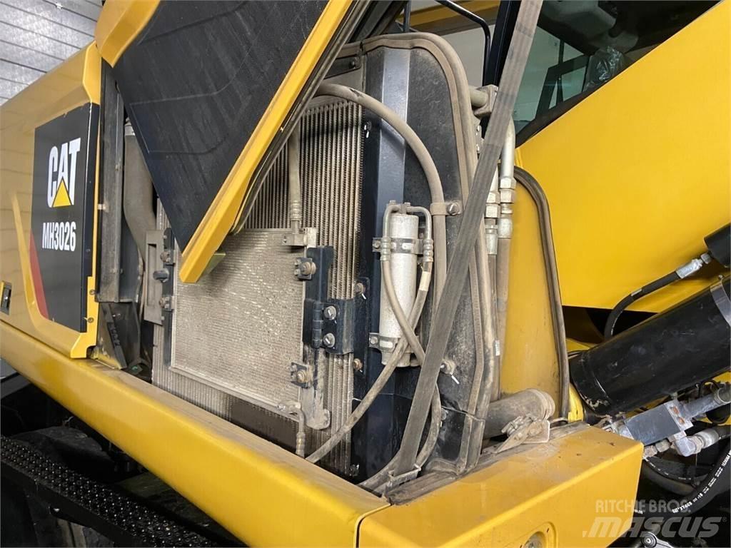 CAT MH 3026 Movimentazione Materiali - Altro