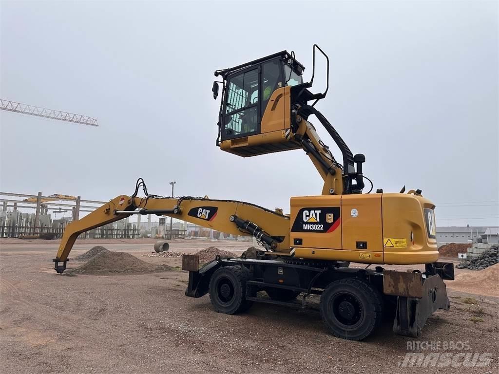 CAT MH3022 Escavatori gommati