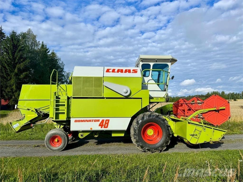 CLAAS 48 Mietitrebbiatrici