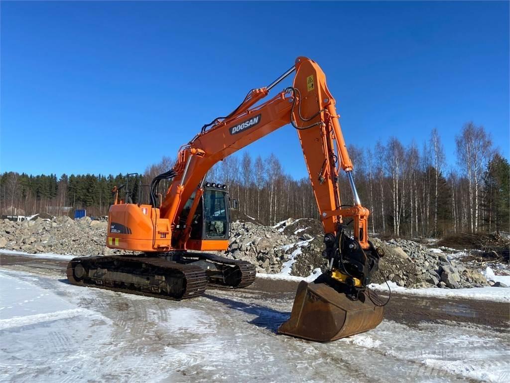Doosan DX 235 LCR Escavatori cingolati