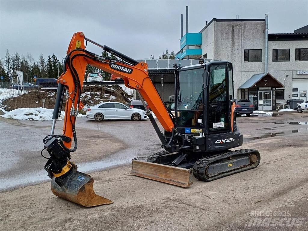 Doosan DX 35 Z Miniescavatori