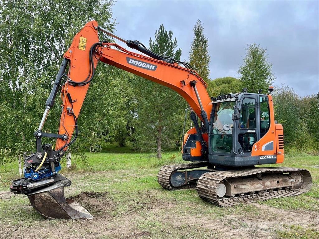 Doosan DX140LC Escavatori cingolati