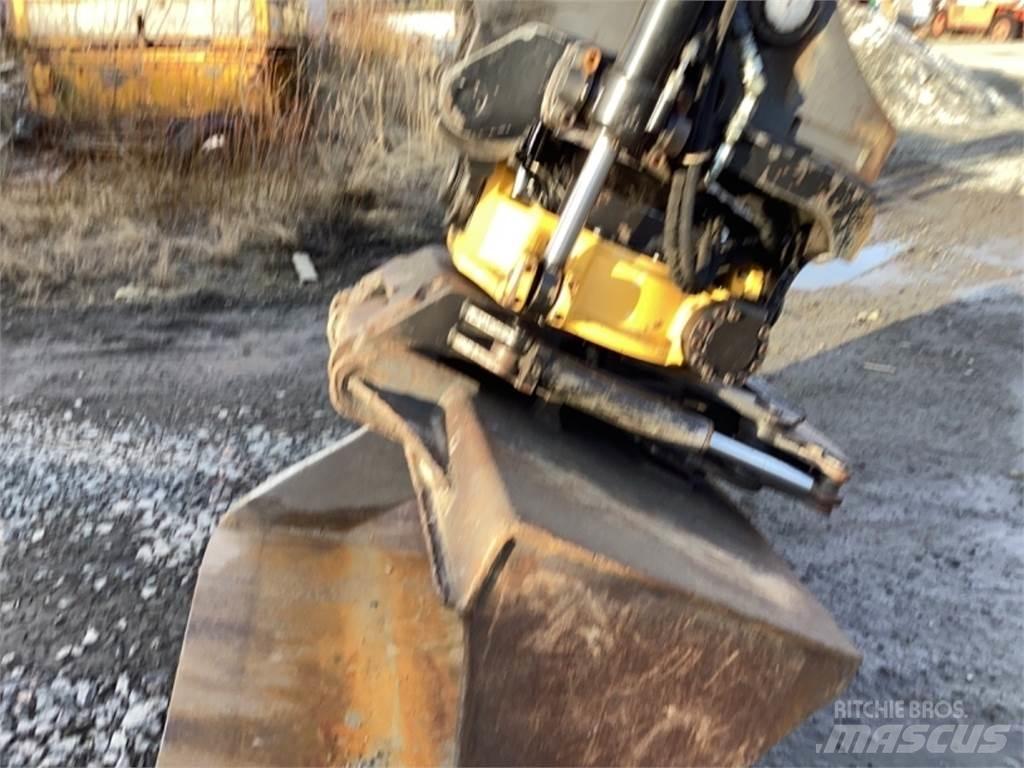 Doosan DX235 LCR Escavatori cingolati
