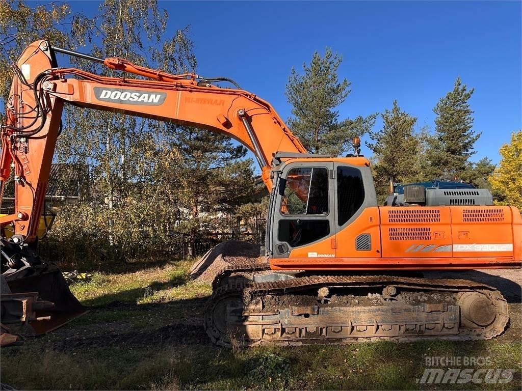 Doosan DX300 LC-3 Escavatori cingolati