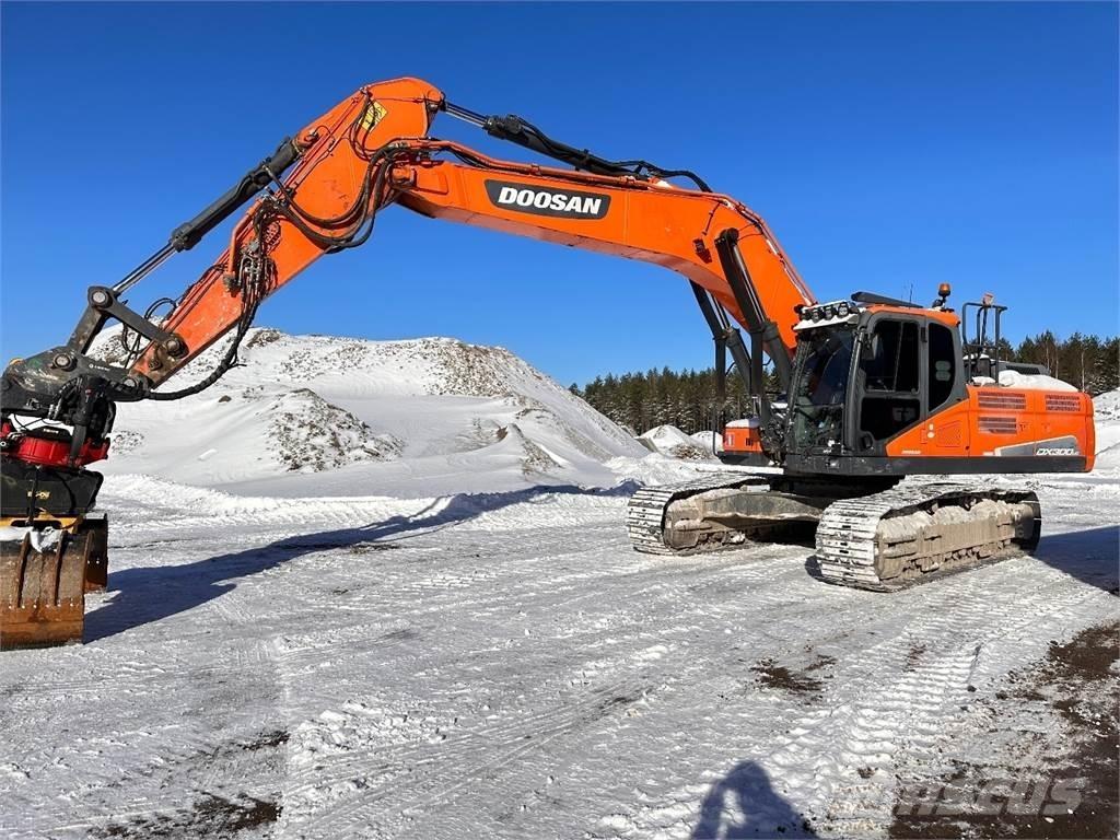 Doosan DX300 LC-5 Escavatori cingolati