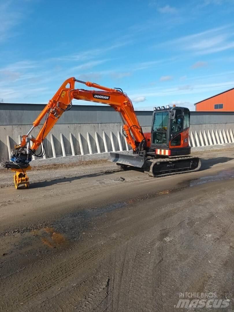 Doosan DX85 R Escavatori medi 7t - 12t