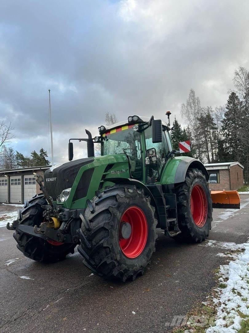 Fendt 828 VARIO Trattori