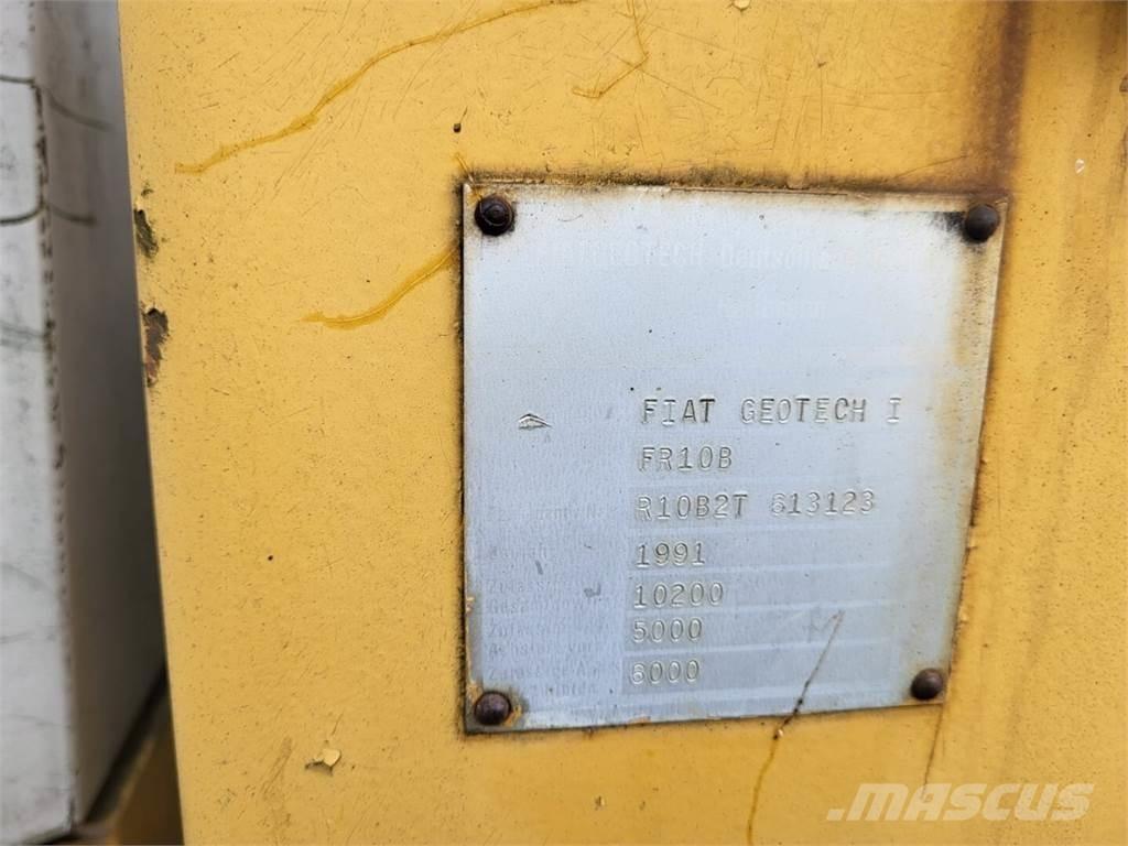 Fiat-Allis FR10B Pale gommate