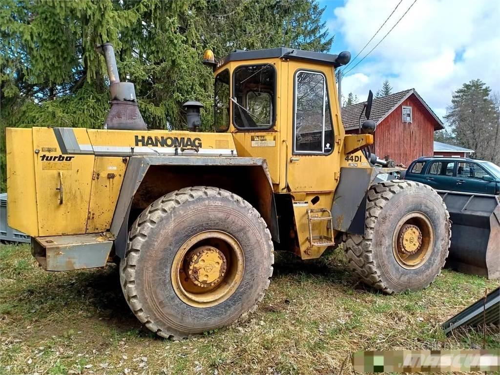 Hanomag 44D Pale gommate
