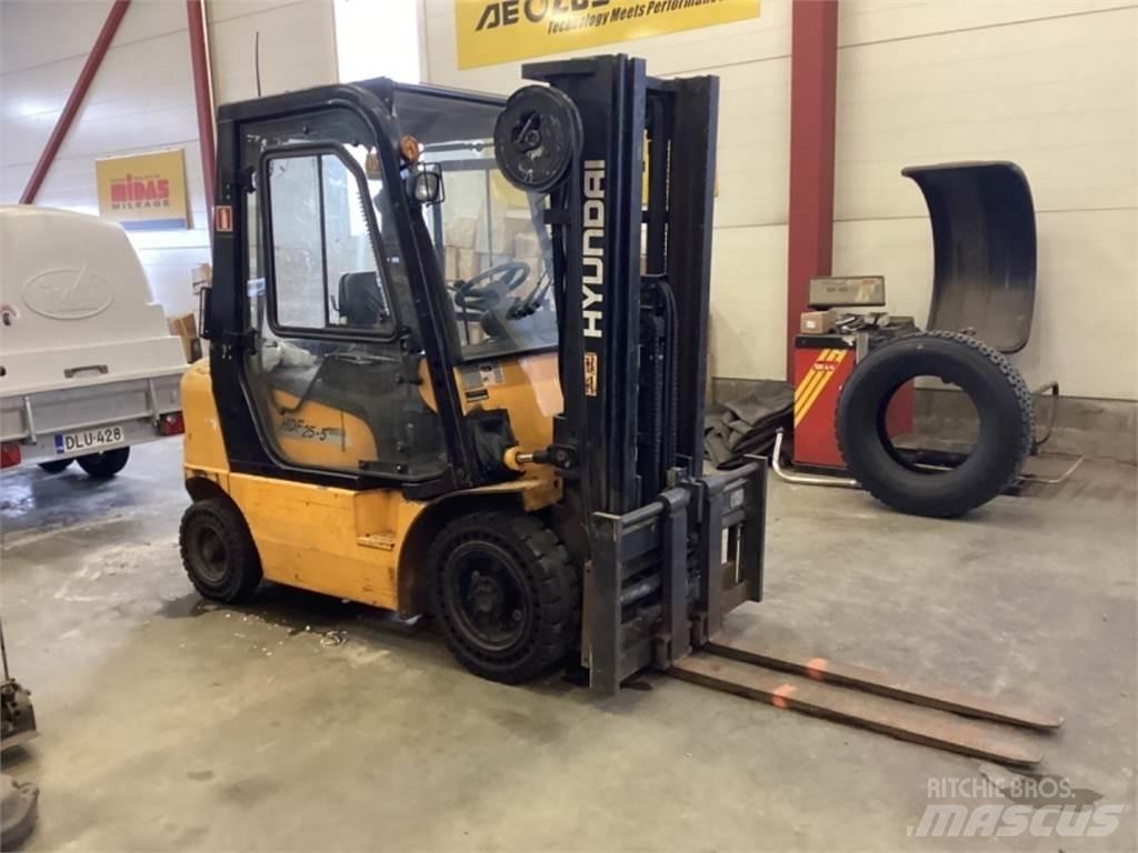Hyundai HDE 25 E Carrelli elevatori diesel