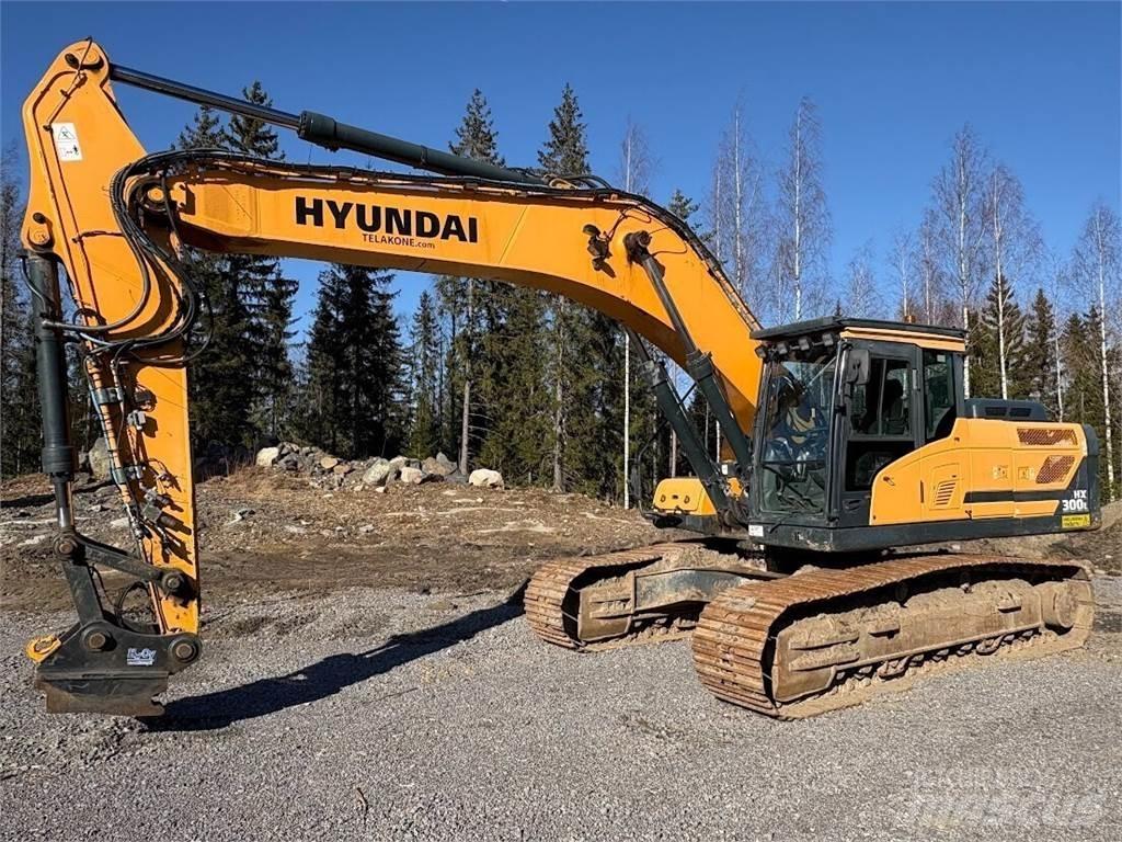 Hyundai HX300L Escavatori cingolati