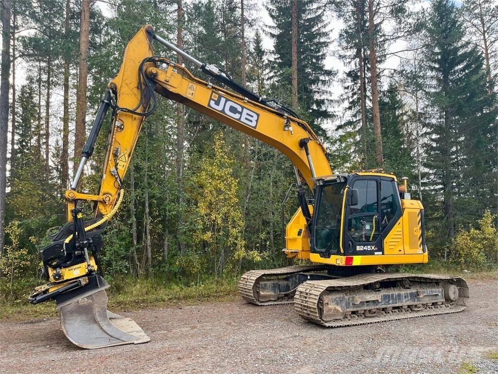 JCB 245XR Escavatori cingolati