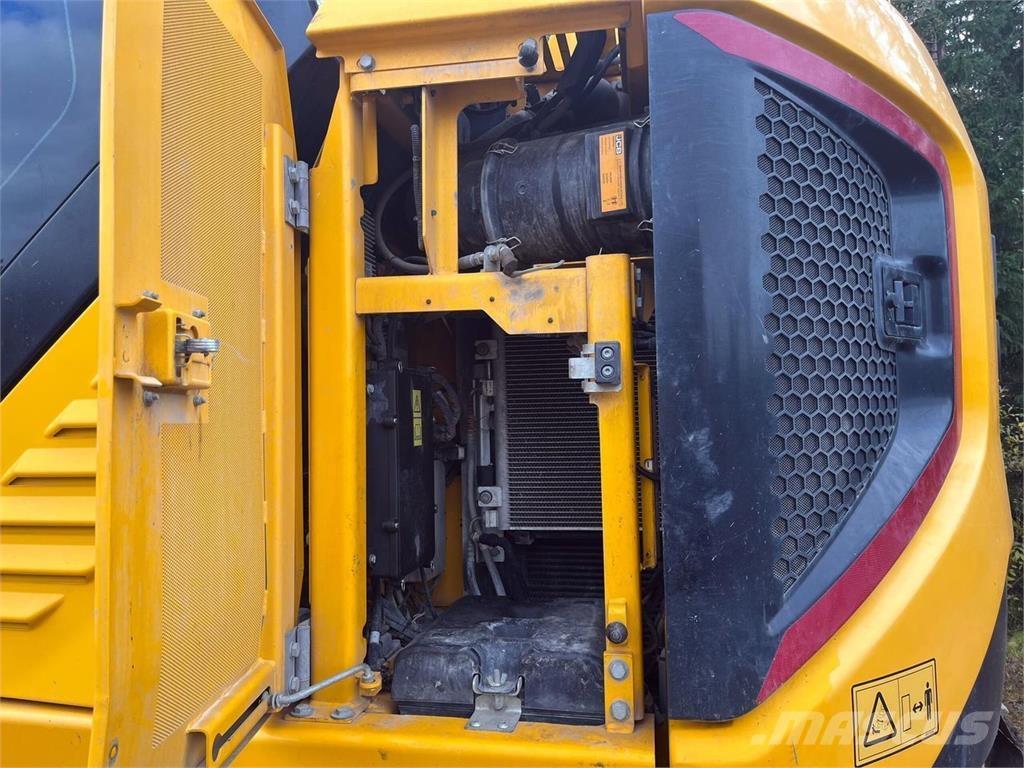 JCB 245XR Escavatori cingolati