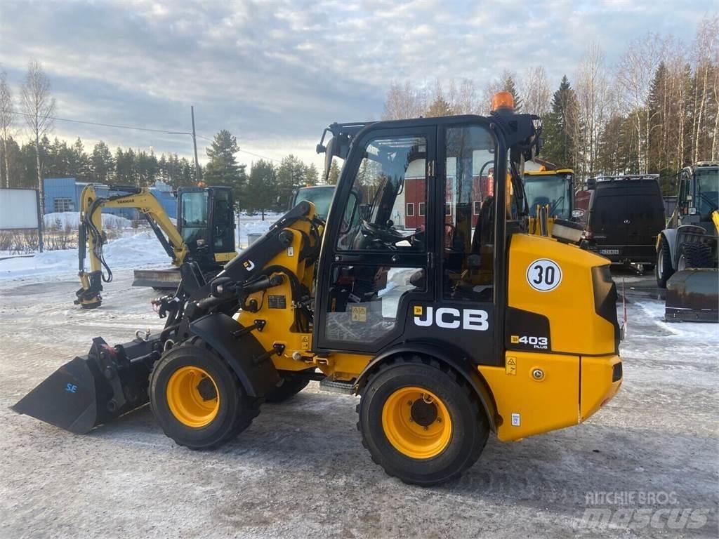 JCB 403 Plus Pale gommate