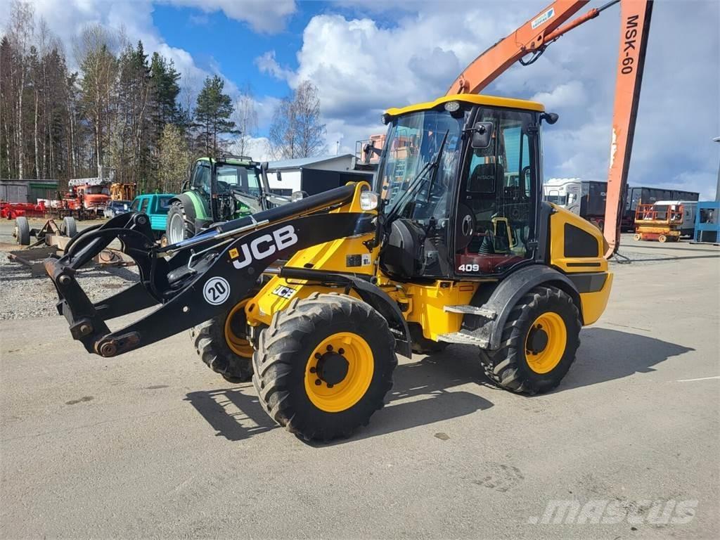 JCB 409 T4 Pale gommate
