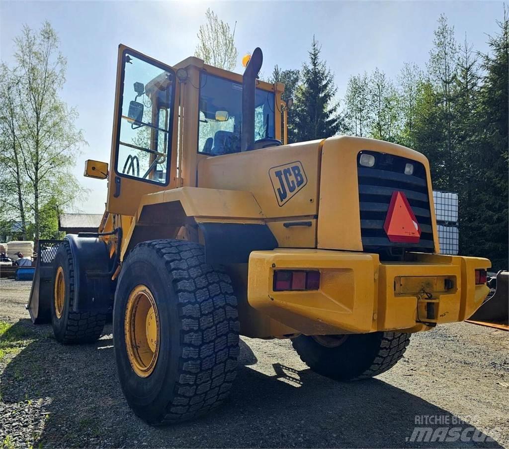 JCB 436 B HT Pale gommate