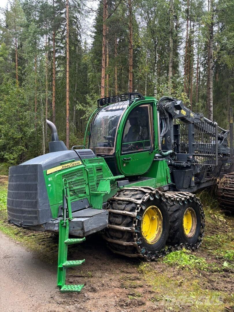 John Deere 1210G Forwarder