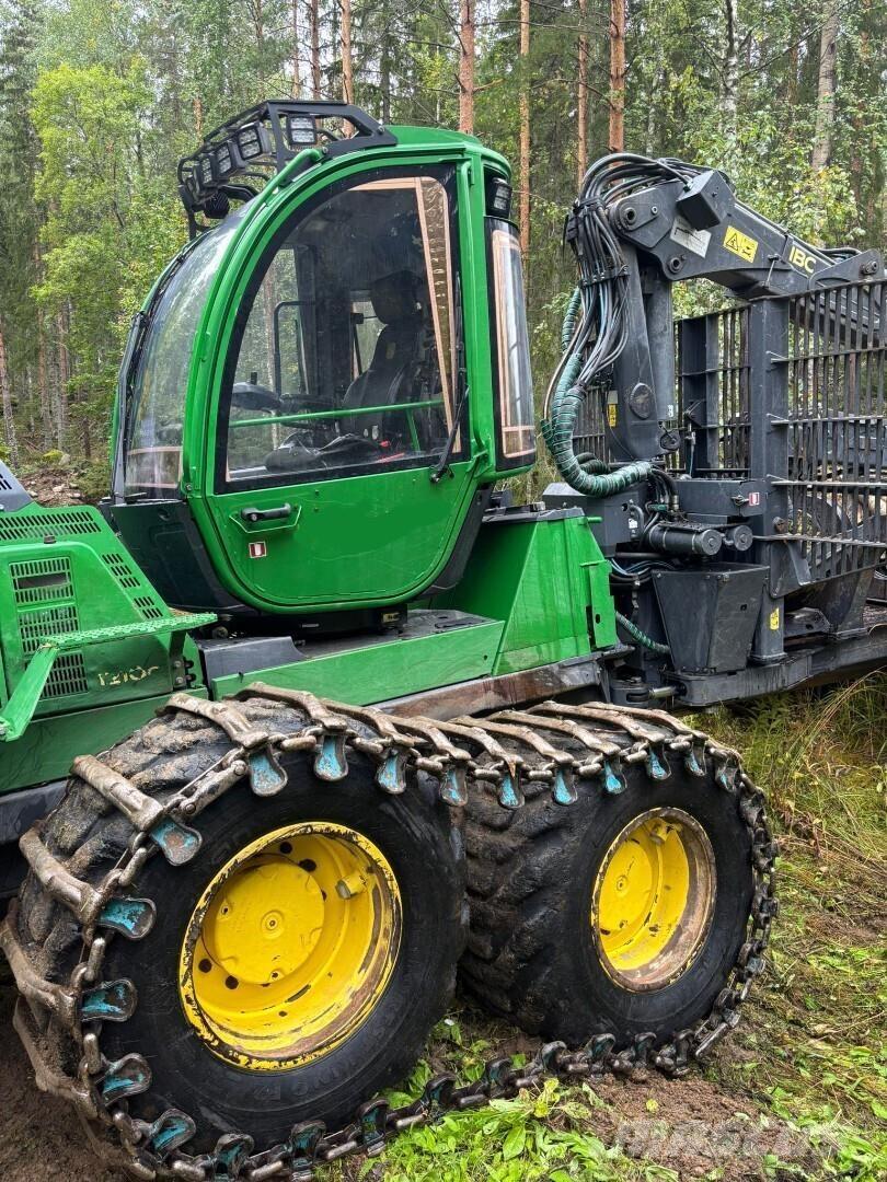 John Deere 1210G Forwarder