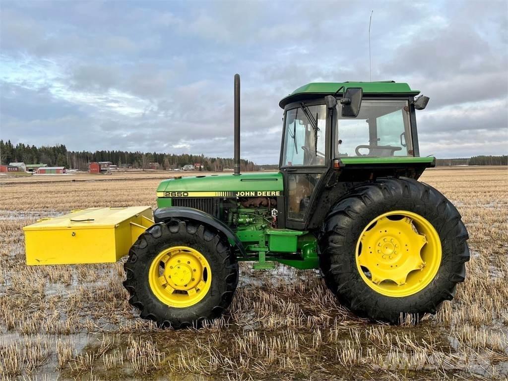 John Deere 2650 Trattori