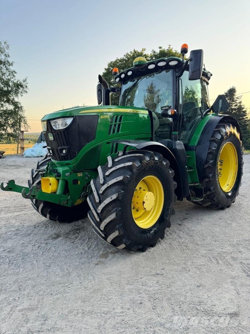 John Deere 6215R Trattori