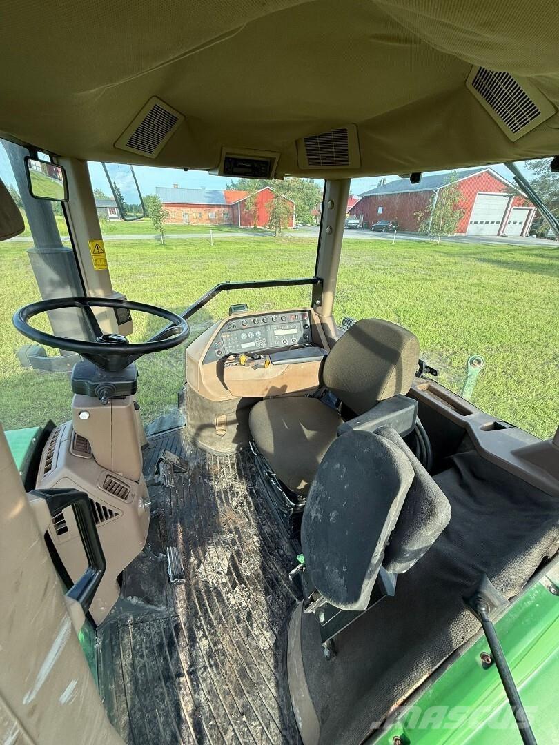 John Deere 8400T Trattori