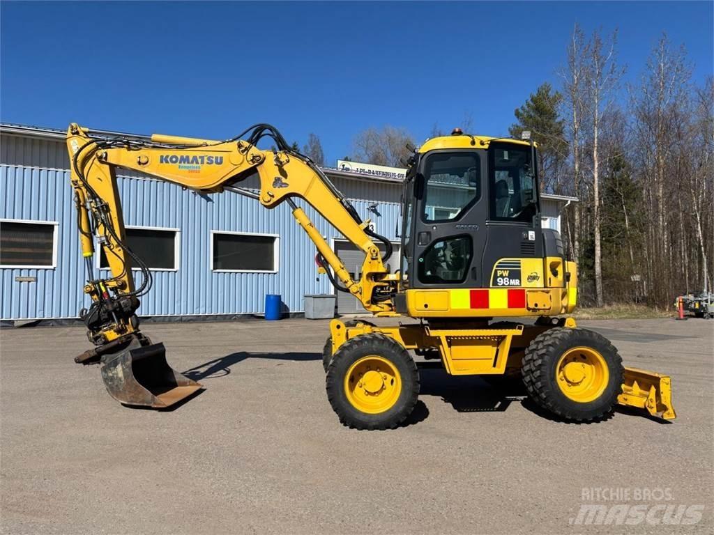 Komatsu PW 98MR-6 Escavatori gommati