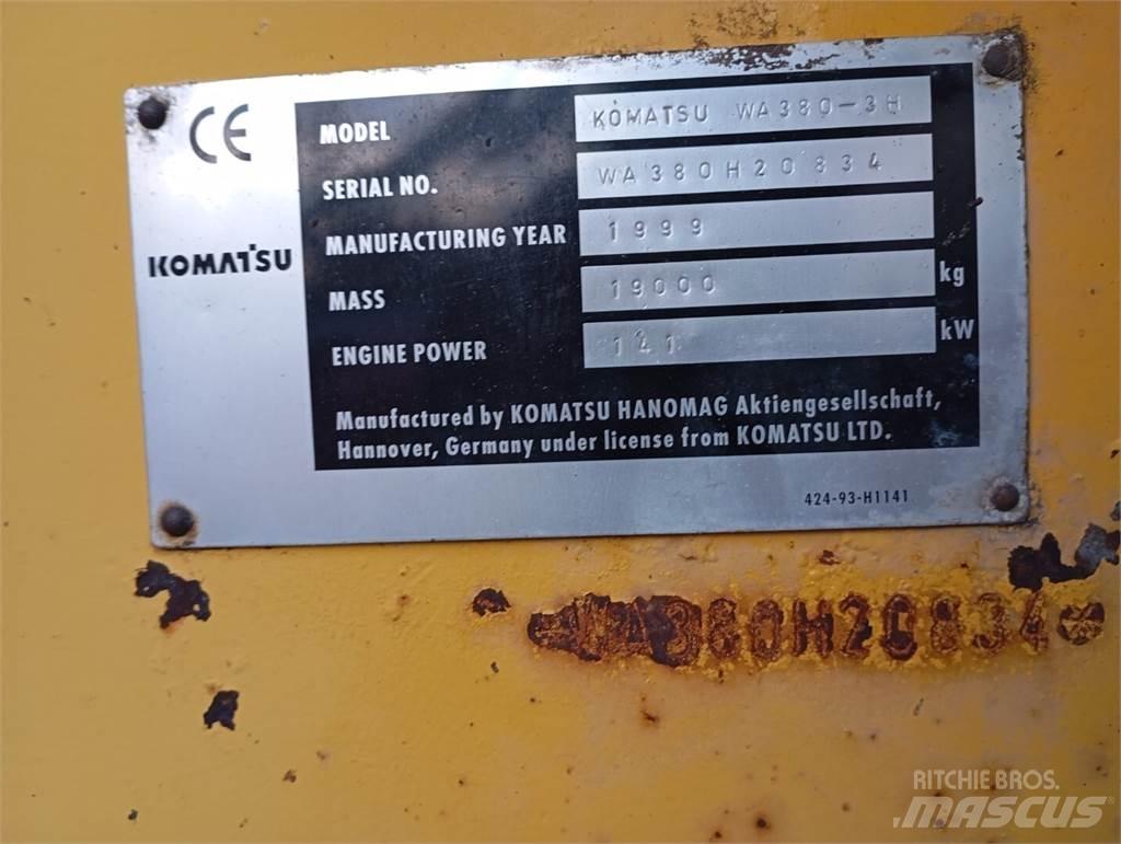 Komatsu WA 380-3H Pale gommate