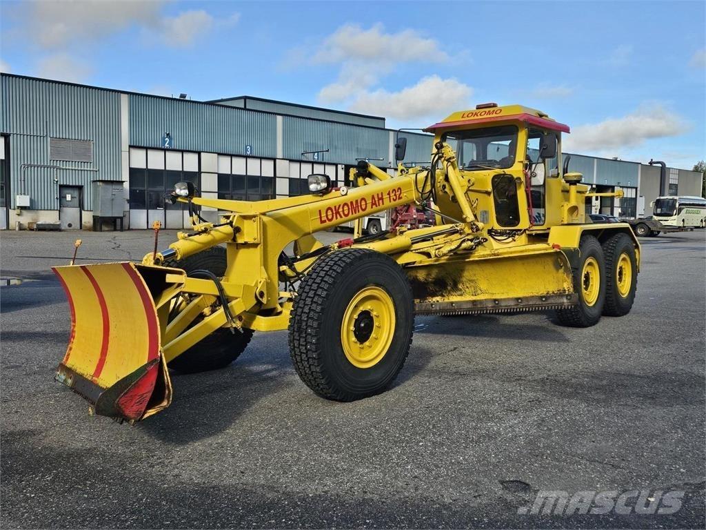 Lokomo AH 132 C Motorgraders